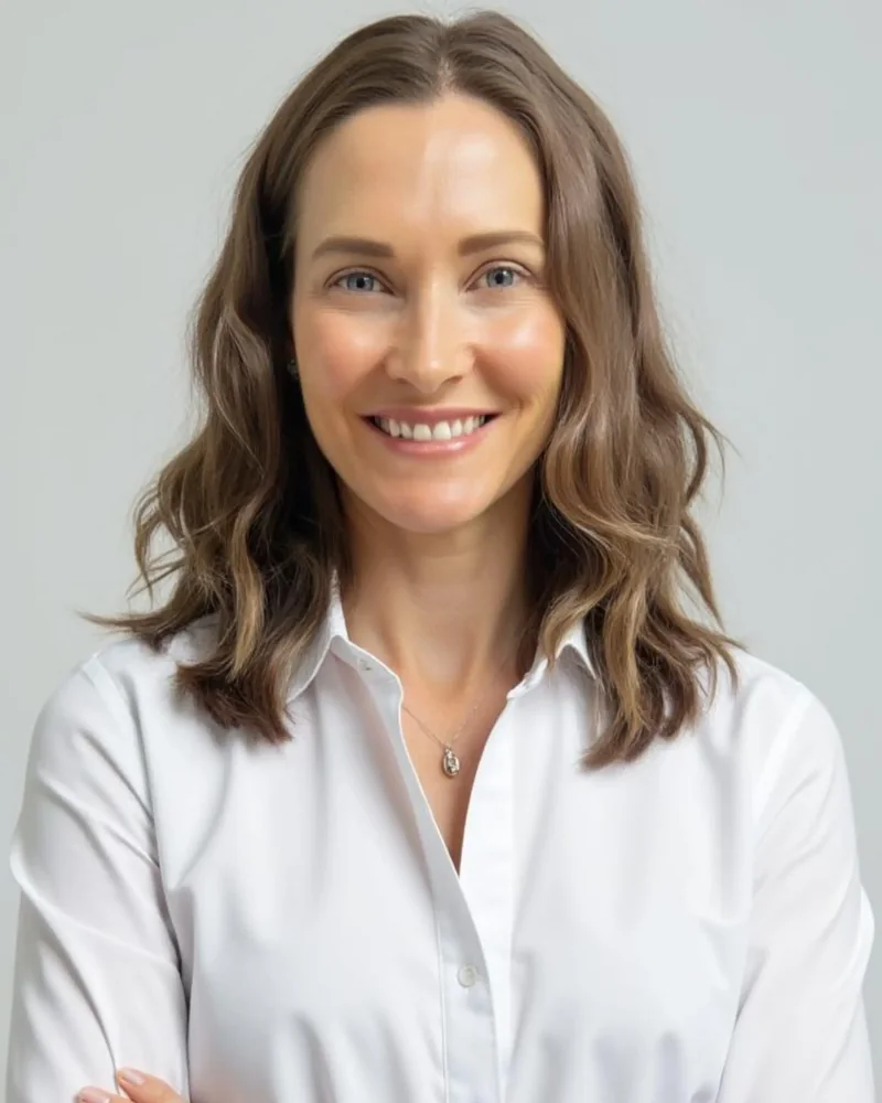Dr. Leslie Wakefield